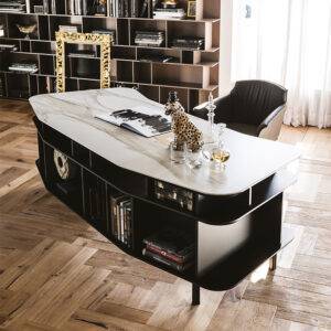Modern Luxury European Office Desk: Elevate Your Workspace with High-Quality Craftsmanship and Robust Metal Legs for Executive Style