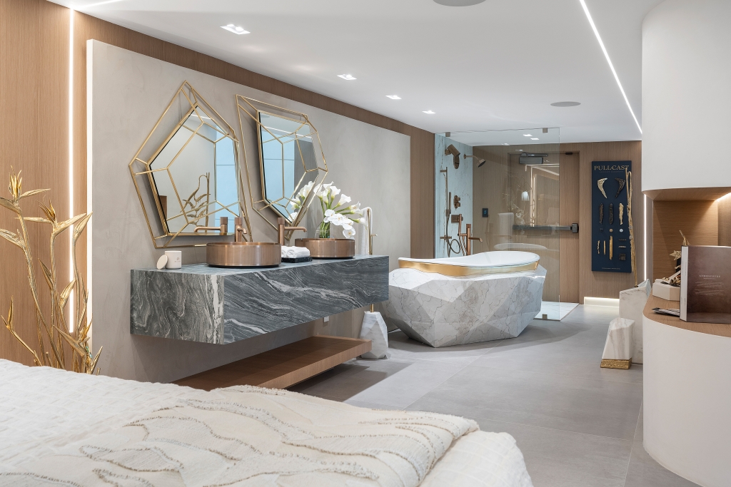 Explore the Covet House Showroom in Boca Raton: A Premier Luxury Desig 89 Showroom- Covet House Showroom in Boca Raton